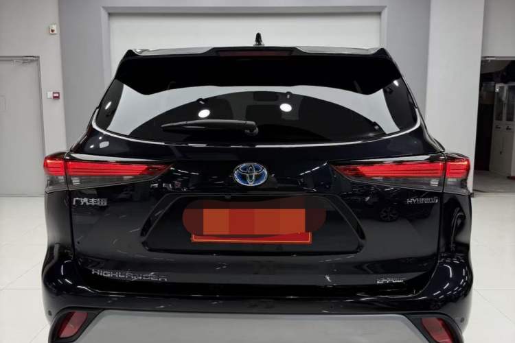 Used Toyota Highlander 2023 2.5L Smart Electric Hybrid Dual-Engine Four-Wheel Drive Prestige Version – 7 Seats Exterior 5