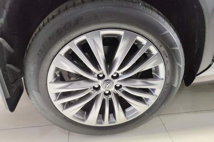 Used Toyota Highlander 2023 2.5L Smart Electric Hybrid Dual-Motor All-Wheel-Drive Luxury 7-Seater Exterior 5