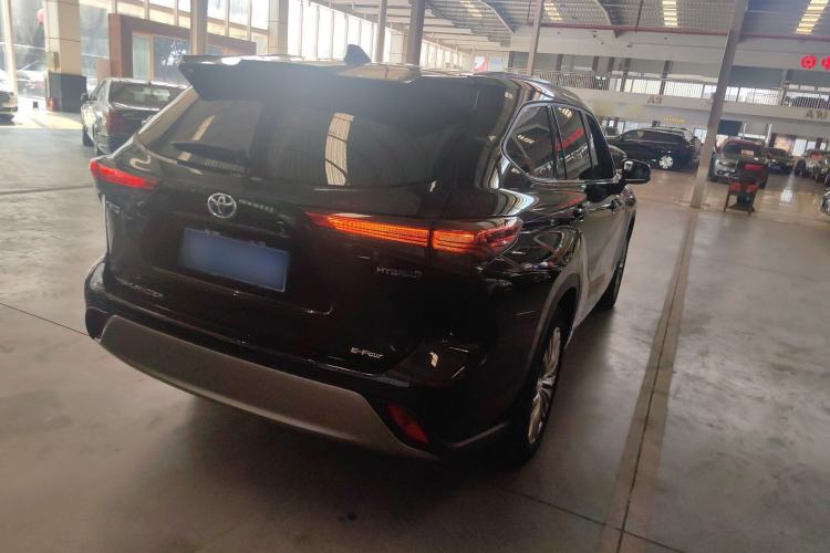 Used Toyota Highlander 2023 2.5L Smart Electric Hybrid Dual-Engine Four-Wheel Drive Prestige Version – 7 Seats Exterior 5