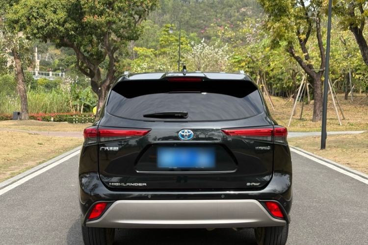 Used Toyota Highlander 2023 2.5L Smart Electric Hybrid Dual-Engine Four-Wheel Drive Prestige Version – 7 Seats Exterior 6