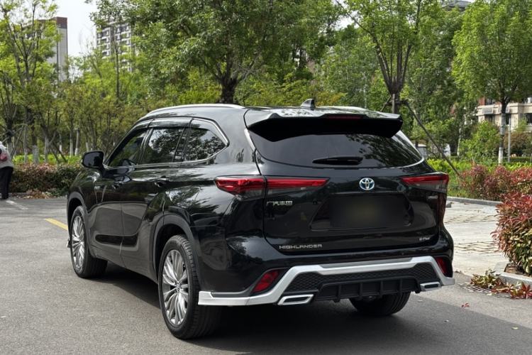 Used Toyota Highlander 2023 2.5L Smart Electric Hybrid Dual-Engine Four-Wheel Drive Prestige Version – 7 Seats Exterior 6