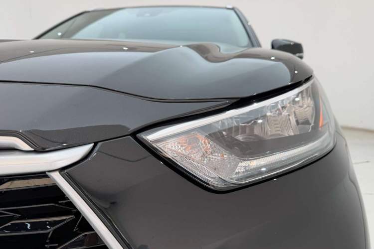 Used Toyota Highlander 2023 2.5L Smart Electric Hybrid Dual-Motor All-Wheel-Drive Luxury 7-Seater Exterior 6