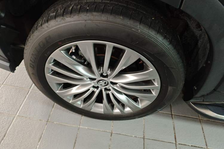 Used Toyota Highlander 2023 2.5L Smart Electric Hybrid Dual-Motor All-Wheel-Drive Luxury 7-Seater Exterior 8