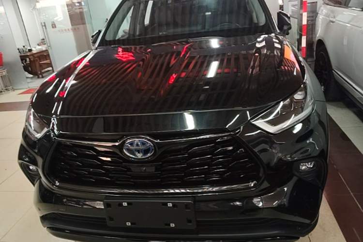 Used Toyota Highlander 2023 2.5L Smart Electric Hybrid Dual-Engine 4x4 Knight Edition 7 Seats Front