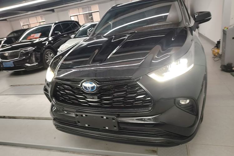 Used Toyota Highlander 2023 2.5L Smart Electric Hybrid Dual-Engine 4x4 Knight Edition 7 Seats Front