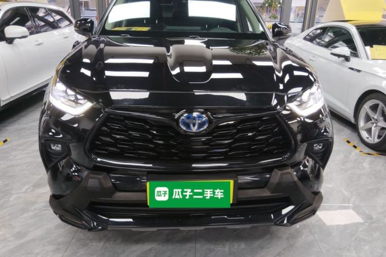 Used Toyota Highlander 2023 2.5L Smart Electric Hybrid Dual-Engine 4x4 Knight Edition 7 Seats Front
