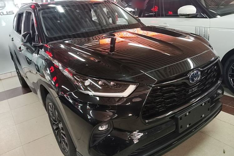 Used Toyota Highlander 2023 2.5L Smart Electric Hybrid Dual-Engine 4x4 Knight Edition 7 Seats Front Right 45 Deg