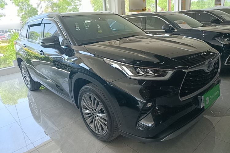 Used Toyota Highlander 2023 2.5L Smart Electric Hybrid Dual-Engine Four-Wheel Drive Prestige Version – 7 Seats Front Right 45 Deg