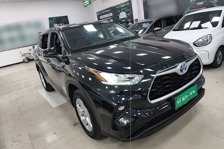 Used Toyota Highlander 2023 2.5L Smart Electric Hybrid Dual-Engine 4x4 Elite Edition 7 Seats Front Right 45 Deg