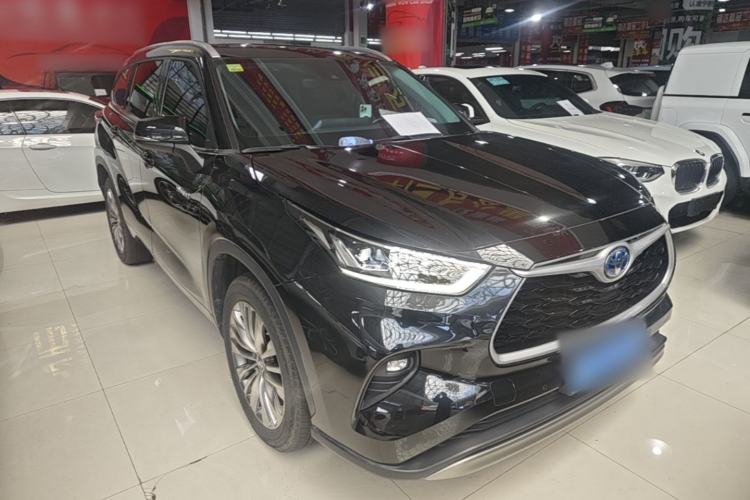 Used Toyota Highlander 2023 2.5L Smart Electric Hybrid Dual-Engine Four-Wheel Drive Prestige Version – 7 Seats Front Right 45 Deg