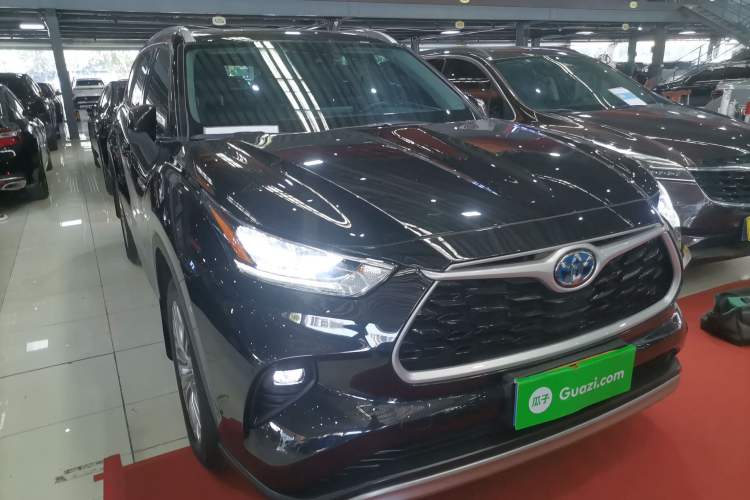 Used Toyota Highlander 2023 2.5L Smart Electric Hybrid Dual-Motor All-Wheel-Drive Luxury 7-Seater Front Right 45 Deg