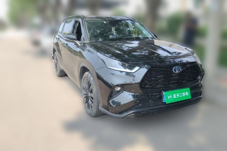 Used Toyota Highlander 2023 2.5L Smart Electric Hybrid Dual-Engine 4x4 Knight Edition 7 Seats Front Right 45 Deg