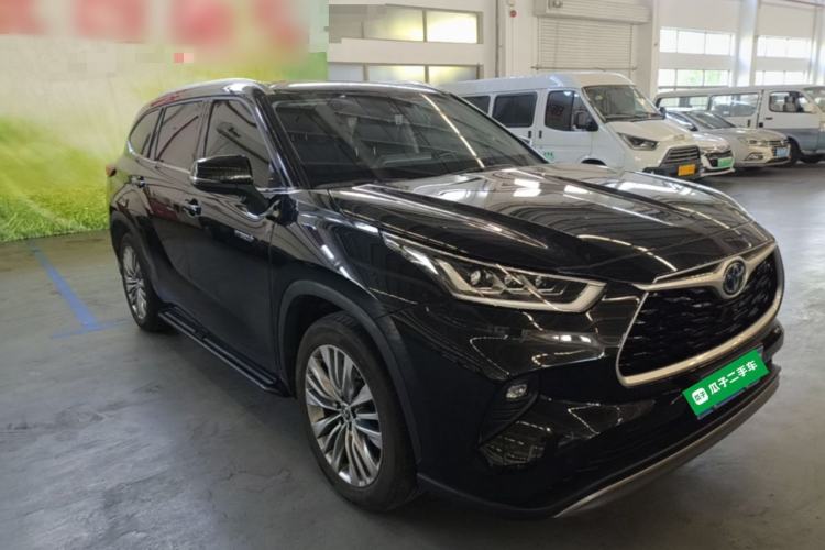 Used Toyota Highlander 2023 2.5L Smart Electric Hybrid Dual-Engine Four-Wheel Drive Prestige Version – 7 Seats Front Right 45 Deg