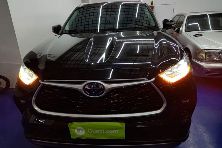 Used Toyota Highlander 2023 2.5L Smart Electric Hybrid Dual-Engine Four-Wheel Drive Prestige Version – 7 Seats Front