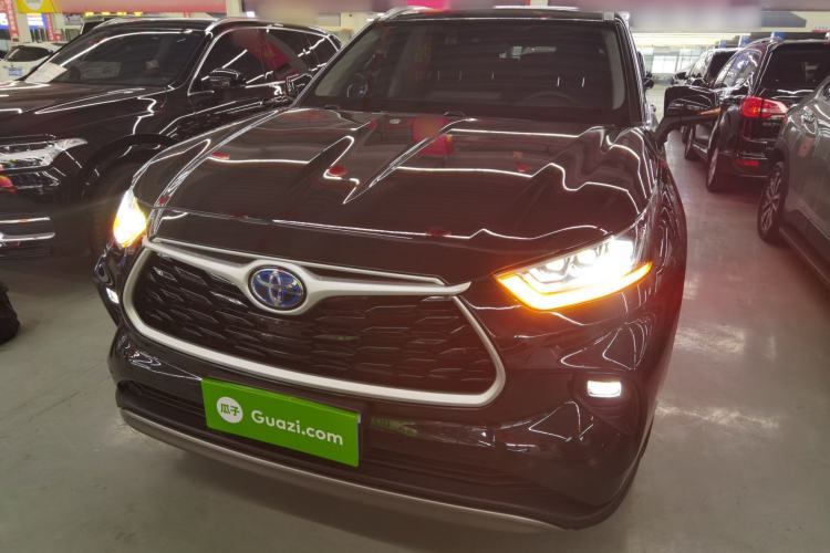 Used Toyota Highlander 2023 2.5L Smart Electric Hybrid Dual-Engine Four-Wheel Drive Prestige Version – 7 Seats Front