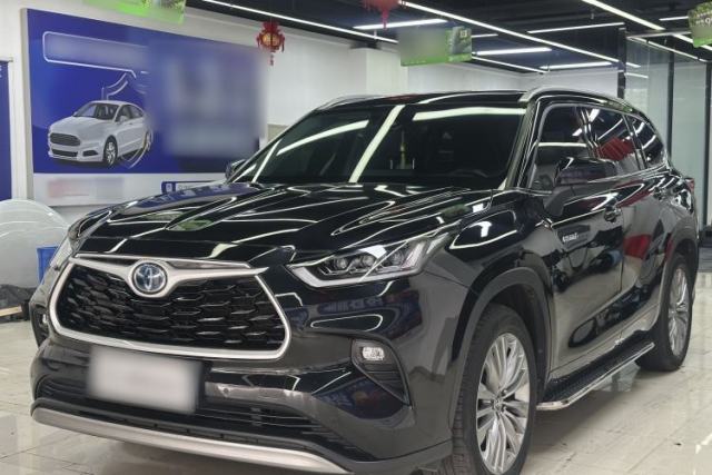 Toyota Highlander 2023 2.5L Smart Electric Hybrid Dual-Engine Four-Wheel Drive Prestige Version – 7 Seats с пробегом