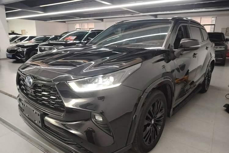 Used Toyota Highlander 2023 2.5L Smart Electric Hybrid Dual-Engine 4x4 Knight Edition 7 Seats Guazi used car, China used car export, Used car for sale, Used cars, Cheapest cars for sale