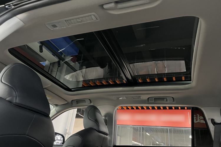 Used Toyota Highlander 2023 2.5L Smart Electric Hybrid Dual-Engine Four-Wheel Drive Prestige Version – 7 Seats Headliner