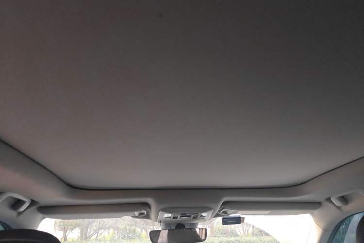 Used Toyota Highlander 2023 2.5L Smart Electric Hybrid Dual-Motor All-Wheel-Drive Luxury 7-Seater Headliner