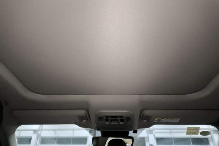 Used Toyota Highlander 2023 2.5L Smart Electric Hybrid Dual-Drive Prestige Version 7 Seats Headliner