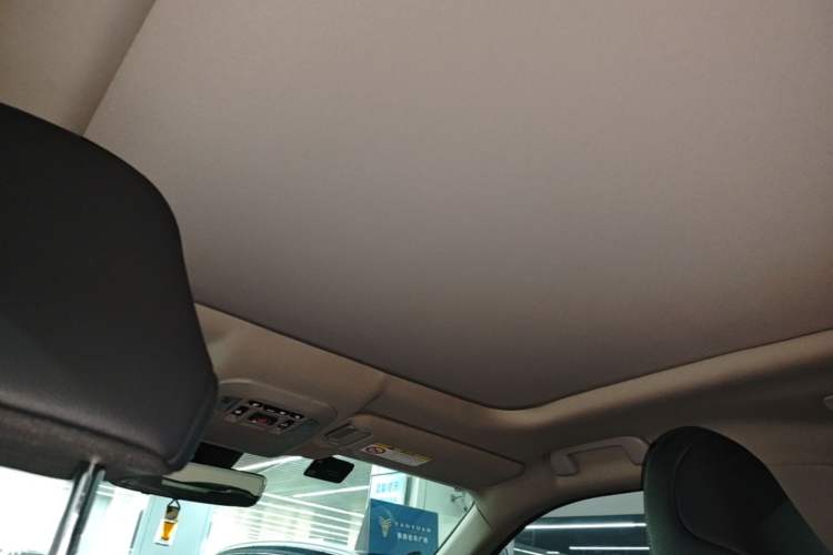 Used Toyota Highlander 2023 2.5L Smart Electric Hybrid Dual-Drive Prestige Version 7 Seats Headliner