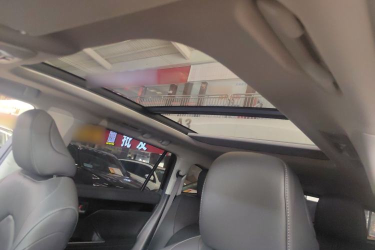 Used Toyota Highlander 2023 2.5L Smart Electric Hybrid Dual-Engine Four-Wheel Drive Prestige Version – 7 Seats Headliner