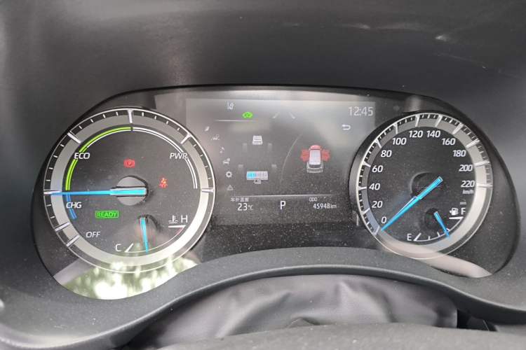 Used Toyota Highlander 2023 2.5L Smart Electric Hybrid Dual-Engine Four-Wheel Drive Prestige Version – 7 Seats Instrument Cluster