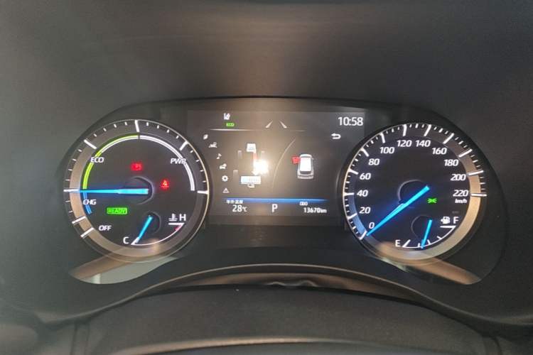 Used Toyota Highlander 2023 2.5L Smart Electric Hybrid Dual-Engine Four-Wheel Drive Prestige Version – 7 Seats Instrument Cluster
