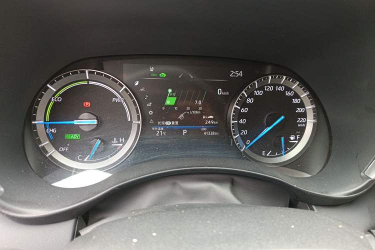Used Toyota Highlander 2023 2.5L Smart Electric Hybrid Dual-Engine Four-Wheel Drive Prestige Version – 7 Seats Instrument Cluster