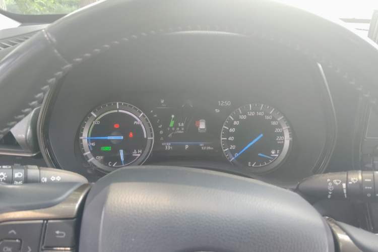 Used Toyota Highlander 2023 2.5L Smart Electric Hybrid Dual-Engine 4x4 Knight Edition 7 Seats Instrument Cluster