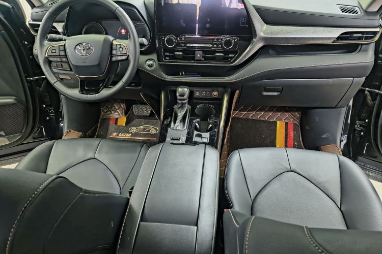 Used Toyota Highlander 2023 2.5L Smart Electric Hybrid Dual-Engine 4x4 Knight Edition 7 Seats Instrument Cluster