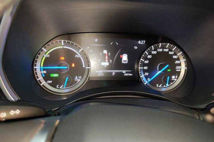 Used Toyota Highlander 2023 2.5L Smart Electric Hybrid Dual-Engine Four-Wheel Drive Prestige Version – 7 Seats Instrument Cluster
