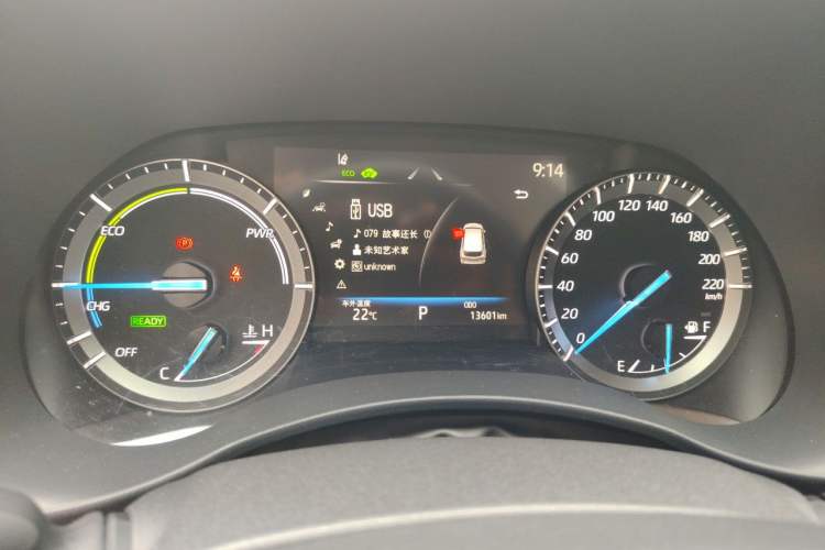 Used Toyota Highlander 2023 2.5L Smart Electric Hybrid Dual-Engine Four-Wheel Drive Prestige Version – 7 Seats Instrument Cluster
