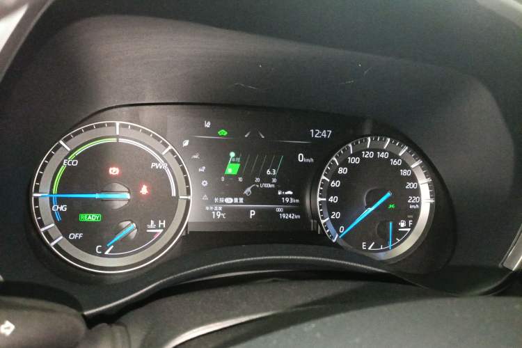 Used Toyota Highlander 2023 2.5L Smart Electric Hybrid Dual-Drive Prestige Version 7 Seats Instrument Cluster
