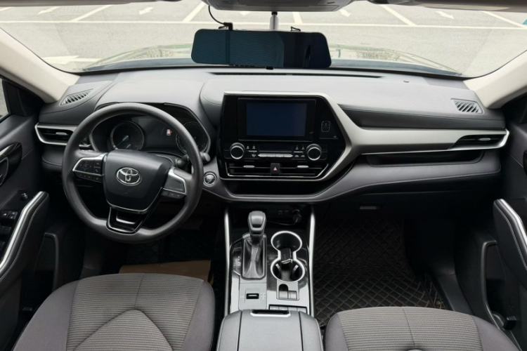 Used Toyota Highlander 2023 2.5L Smart Electric Hybrid Dual-Engine Two-Wheel Drive Elite Version 5 Seats Interior 3