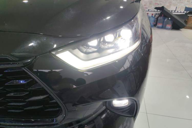 Used Toyota Highlander 2023 2.5L Smart Electric Hybrid Dual-Engine 4x4 Knight Edition 7 Seats Left Front Headlight