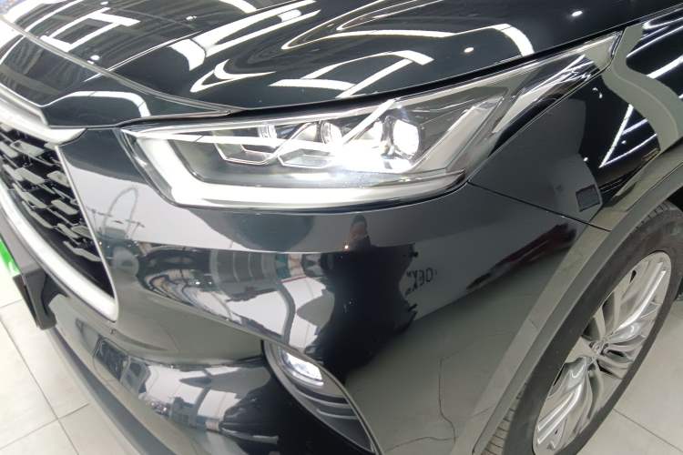 Used Toyota Highlander 2023 2.5L Smart Electric Hybrid Dual-Engine Four-Wheel Drive Prestige Version – 7 Seats Left Front Headlight