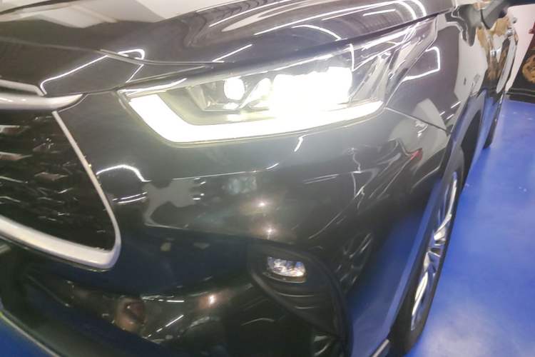 Used Toyota Highlander 2023 2.5L Smart Electric Hybrid Dual-Engine Four-Wheel Drive Prestige Version – 7 Seats Left Front Headlight