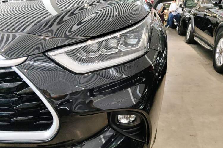 Used Toyota Highlander 2023 2.5L Smart Electric Hybrid Dual-Engine Four-Wheel Drive Prestige Version – 7 Seats Left Front Headlight