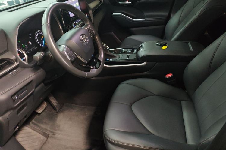 Used Toyota Highlander 2023 2.5L Smart Electric Hybrid Dual-Motor All-Wheel-Drive Luxury 7-Seater Left Front Seat