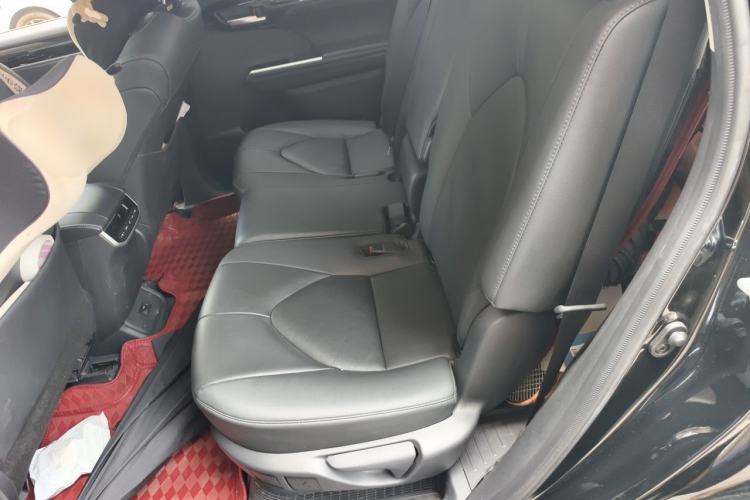 Used Toyota Highlander 2023 2.5L Smart Electric Hybrid Dual-Engine Four-Wheel Drive Prestige Version – 7 Seats Left Rear Seat