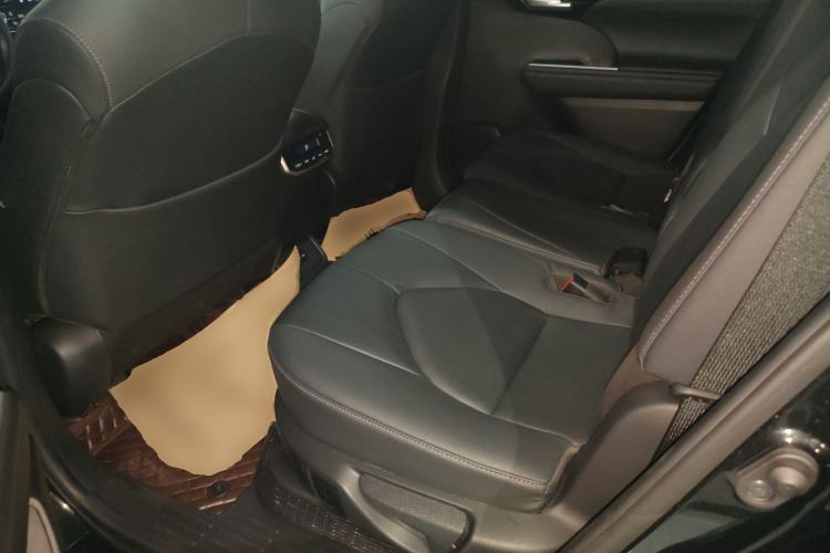 Used Toyota Highlander 2023 2.5L Smart Electric Hybrid Dual-Engine Four-Wheel Drive Prestige Version – 7 Seats Left Rear Seat