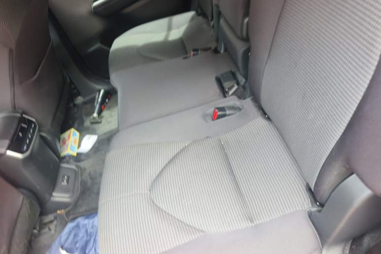 Used Toyota Highlander 2023 2.5L Smart Electric Hybrid Dual-Engine 4x4 Elite Edition 7 Seats Left Rear Seat