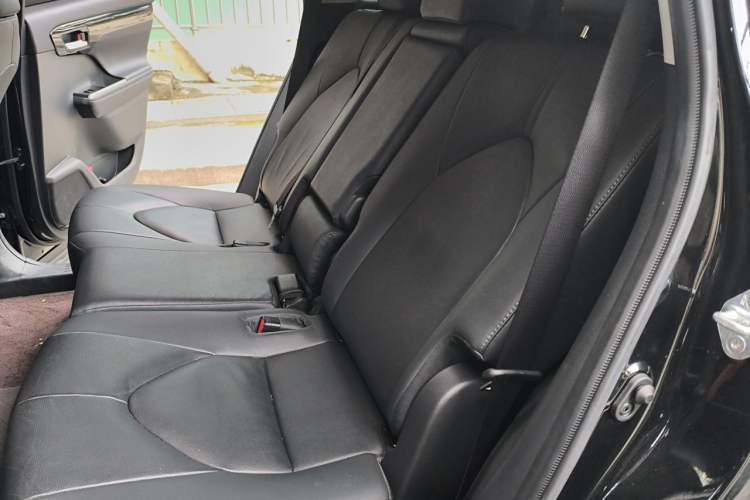 Used Toyota Highlander 2023 2.5L Smart Electric Hybrid Dual-Engine Four-Wheel Drive Prestige Version – 7 Seats Left Rear Seat