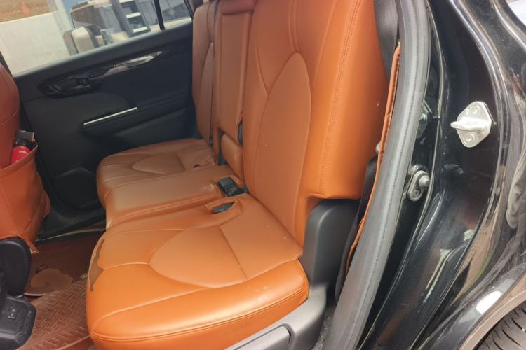 Used Toyota Highlander 2023 2.5L Smart Electric Hybrid Dual-Engine Two-Wheel Drive Elite Version 5 Seats Left Rear Seat