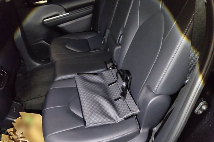 Used Toyota Highlander 2023 2.5L Smart Electric Hybrid Dual-Engine Four-Wheel Drive Prestige Version – 7 Seats Left Rear Seat