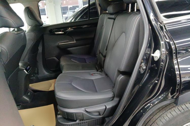 Used Toyota Highlander 2023 2.5L Smart Electric Hybrid Dual-Engine Four-Wheel Drive Prestige Version – 7 Seats Left Rear Seat