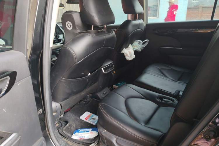 Used Toyota Highlander 2023 2.5L Smart Electric Hybrid Dual-Drive Elite Version 7 Seats Left Rear Seat