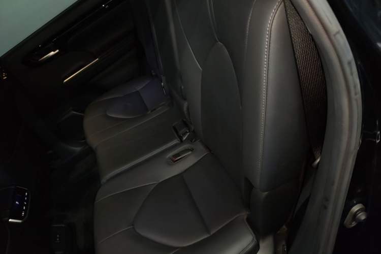 Used Toyota Highlander 2023 2.5L Smart Electric Hybrid Dual-Engine Four-Wheel Drive Prestige Version – 7 Seats Left Rear Seat