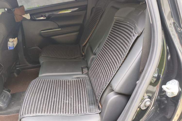 Used Toyota Highlander 2023 2.5L Smart Electric Hybrid Dual-Engine Four-Wheel Drive Prestige Version – 7 Seats Left Rear Seat